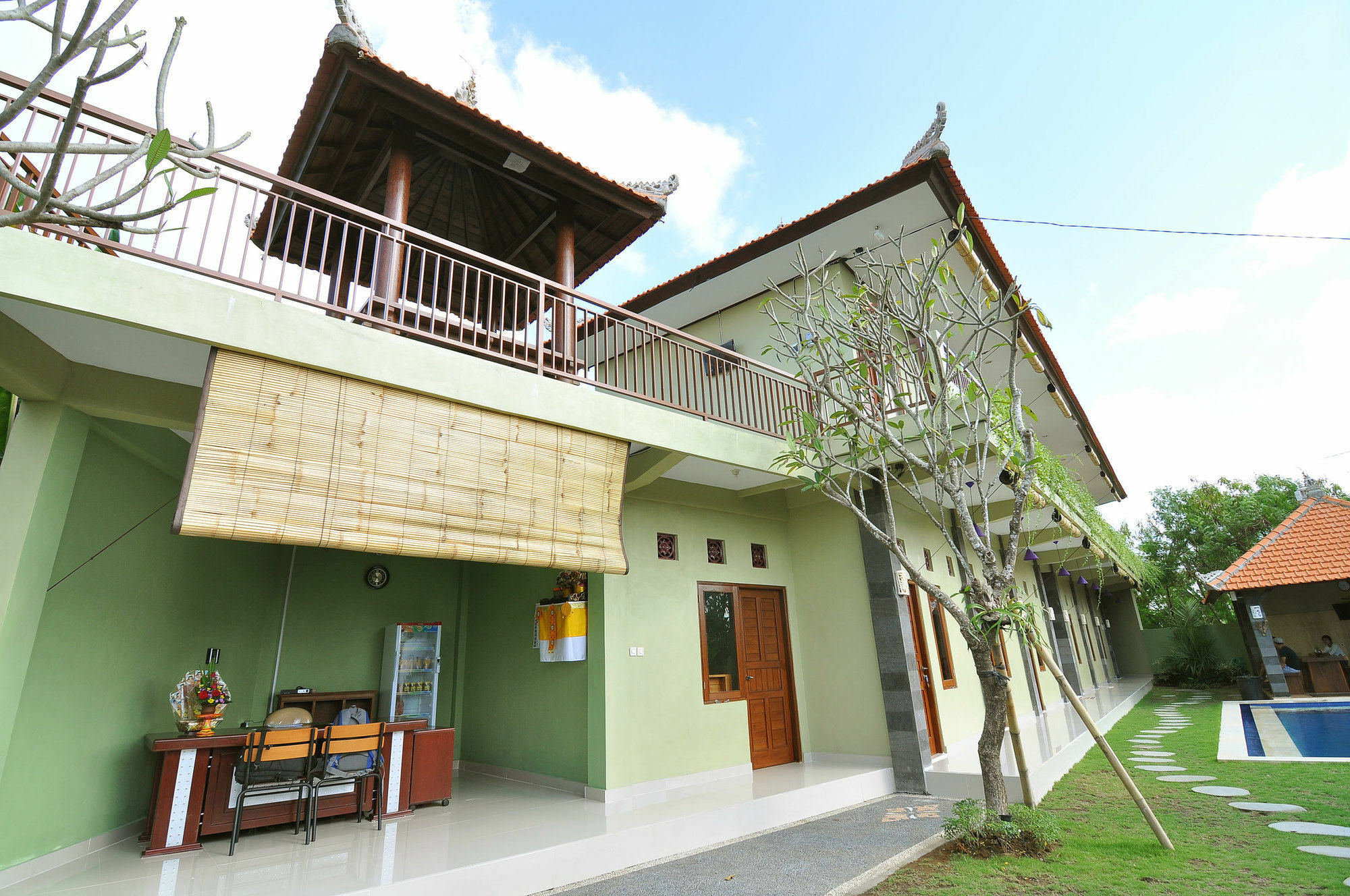 Cempaka Mas Guesthouse Kuta Lombok Esterno foto